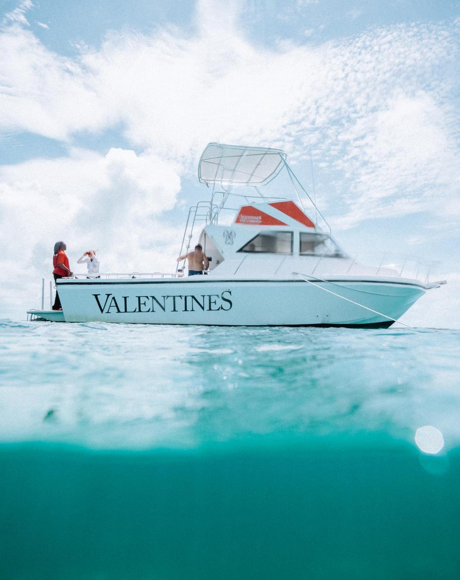 Valentines Resort & Marina Dunmore Town Exterior foto